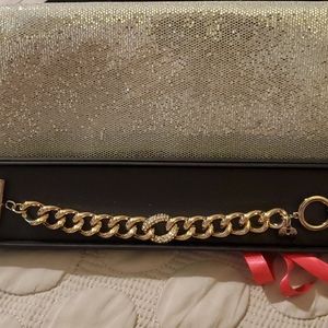 VICTORIA SECRET GOLD TONE ROSE GOLD BRACELET